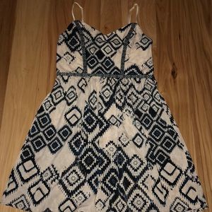 Cream and navy tribal print dress!